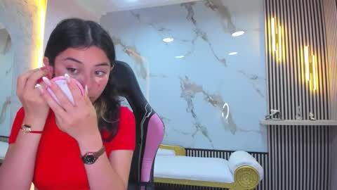 Snapshot of hanna_cutte_ chatting on 09/19/25, 06:30 Hanna online show from 09/19/25, 06:30