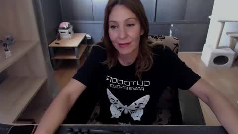 hanna_ha online show from 05/29/26, 10:57