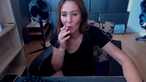 Snapshot of hanna_ha chatting on 07/12/26, 04:20 hanna_ha online show from 07/12/26, 04:20