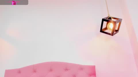 Snapshot of hanna_keller1 chatting on 02/26/25, 10:04 Welcome Guys Im hannaHoney online show from 02/26/25, 10:04