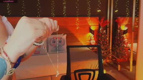 Hanna online show from 11/21/25, 02:43