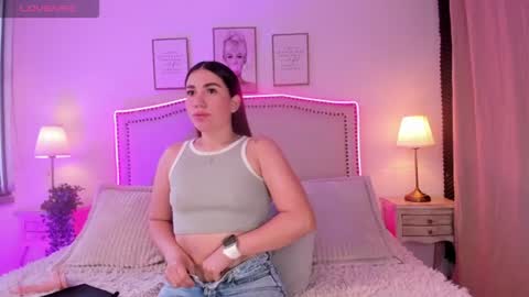 Hanna Klover online show from 06/17/26, 12:18
