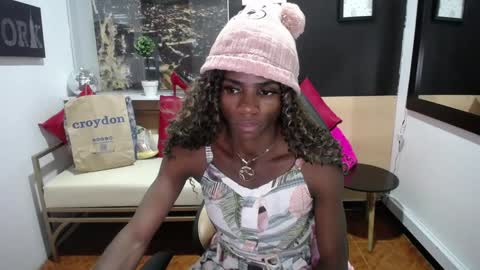 hanna_lamber online show from 01/12/25, 12:49