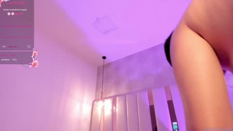 Hanna Lee online show from 01/11/25, 03:20