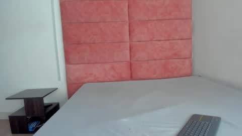 Hanna lens online show from 10/29/25, 07:37