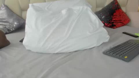 Hanna lens online show from 01/07/26, 06:32