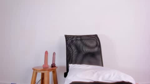 Hanna lens online show from 01/12/26, 04:56