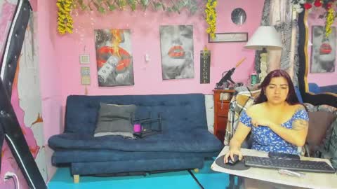 Snapshot of hanna_mature01 chatting on 04/23/26, 11:53 Hanna online show from 04/23/26, 11:53
