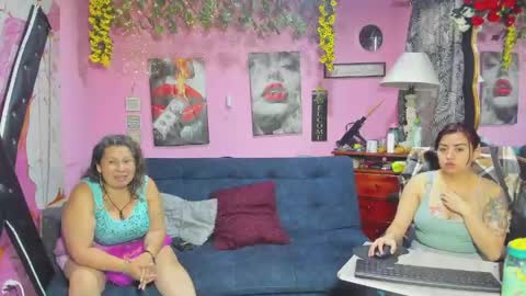 Snapshot of hanna_mature01 chatting on 04/29/26, 12:09 Hanna online show from 04/29/26, 12:09