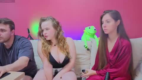 hanna montanas online show from 11/08/25, 11:10