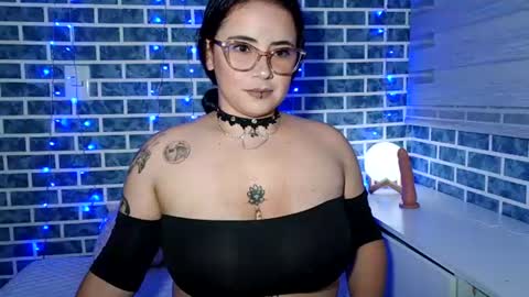 hanna_moons online show from 06/13/26, 02:53