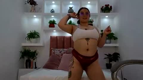 hanna_moons online show from 08/01/26, 05:07