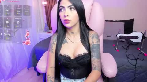 Snapshot of hanna_tylor_ chatting on 03/26/26, 08:47 Hanna online show from 03/26/26, 08:47