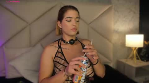 Snapshot of hanna_vasquez chatting on 06/17/26, 08:10 Hanna online show from 06/17/26, 08:10