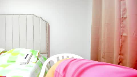 Hanna online show from 09/25/25, 10:35