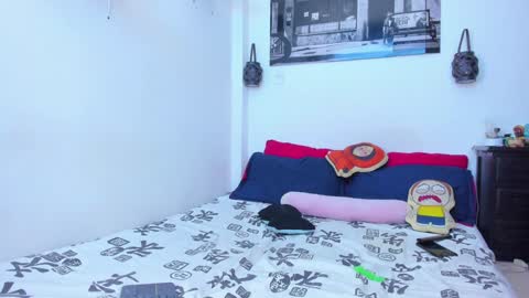 Snapshot of hannaandmike chatting on 01/10/25, 12:36 Hanna and Mike online show from 01/10/25, 12:36