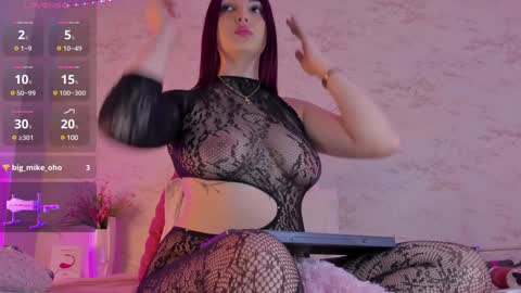 Snapshot of hannablaze_ chatting on 01/25/25, 03:40 HannaB online show from 01/25/25, 03:40