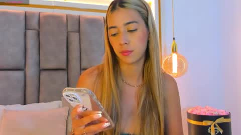 Eliana online show from 04/18/26, 09:48