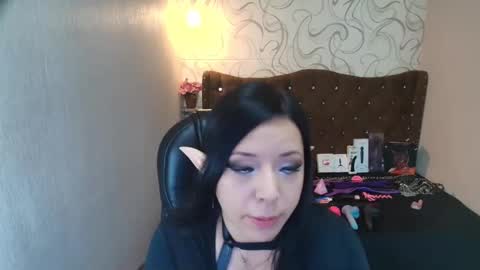 Hanna online show from 04/11/26, 01:26