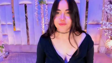 Snapshot of hannacollins_2 chatting on 10/03/25, 01:41 hannacollins_2 online show from 10/03/25, 01:41