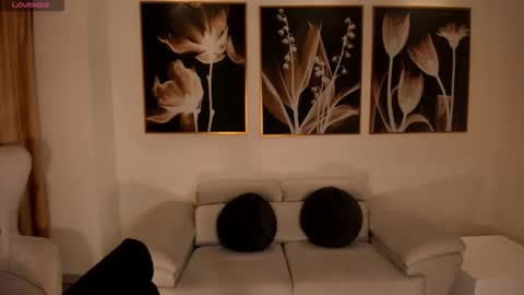  Hanna Connor  online show from 11/11/25, 08:42