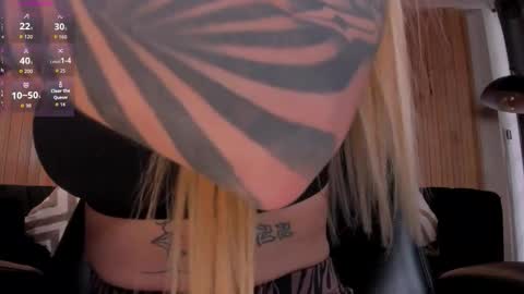  Hanna Connor  online show from 12/19/25, 08:27