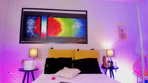 Hanna online show from 11/19/25, 03:39