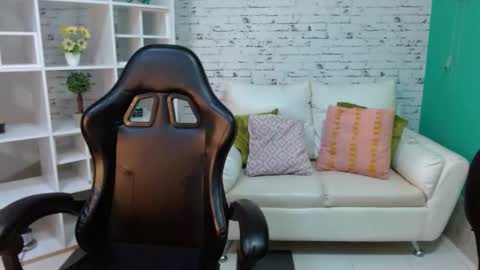 Snapshot of hannah__jackson chatting on 10/14/25, 11:22 Hannah online show from 10/14/25, 11:22