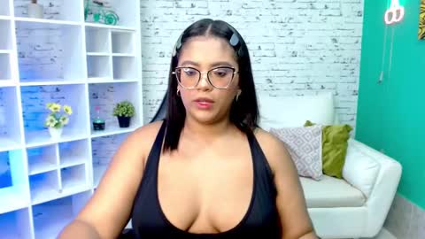 Snapshot of hannah__jackson chatting on 11/06/25, 11:33 Hannah online show from 11/06/25, 11:33