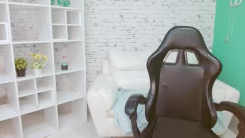 Snapshot of hannah__jackson chatting on 11/17/25, 11:16 Hannah online show from 11/17/25, 11:16