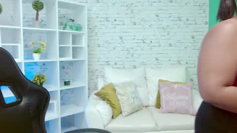 Snapshot of hannah__jackson chatting on 12/02/25, 11:15 Hannah online show from 12/02/25, 11:15