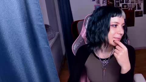 Hannah online show from 03/12/25, 08:52