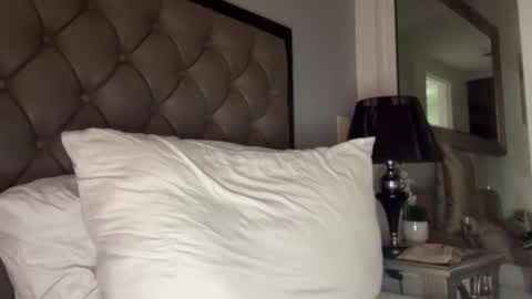 Snapshot of hannah_girl_ chatting on 09/09/25, 08:58 Im your naughty girl and porn star in bed Hannah online show from 09/09/25, 08:58