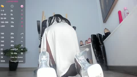 HANNAH HOWELL online show from 12/05/24, 09:39