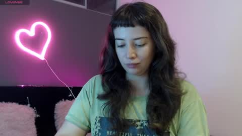 HannahHexx online show from 05/02/26, 03:33