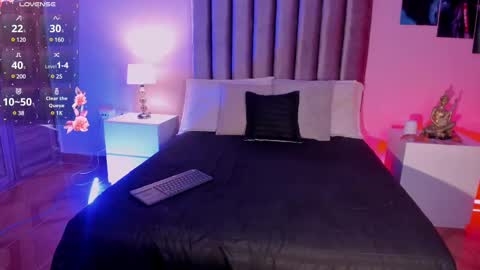 Snapshot of hannah_jonhson_1 chatting on 02/18/25, 02:49 Hannah online show from 02/18/25, 02:49