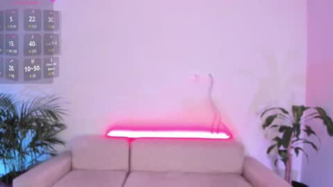 Snapshot of hannah_jonhson_1 chatting on 11/23/25, 09:47 Hannah online show from 11/23/25, 09:47