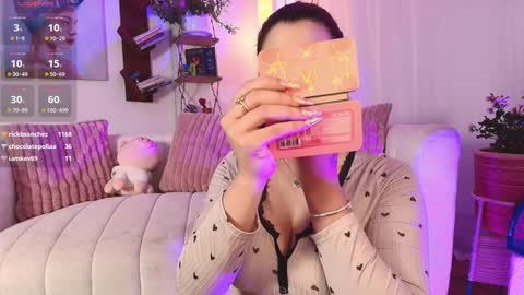 hannah_lovee online show from 02/07/25, 06:45