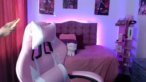 Snapshot of hannah_swet chatting on 02/25/25, 08:30 hannah_swet online show from 02/25/25, 08:30