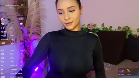 Hannah Williams online show from 09/09/25, 11:15