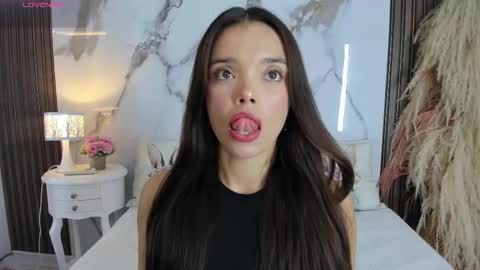 Hannahill69 online show from 03/04/26, 04:40