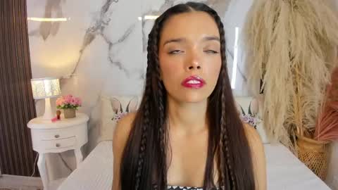 Hannahill69 online show from 04/29/26, 05:00