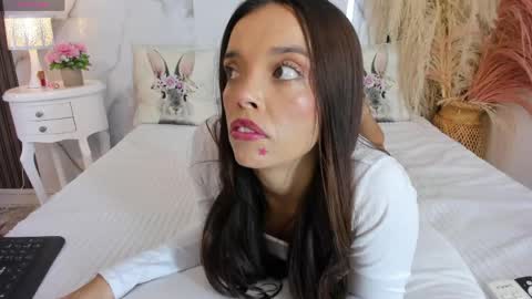 Hannahill69 online show from 05/09/26, 05:12