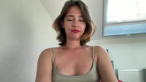 hannahinto online show from 07/09/26, 02:43