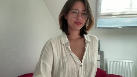 hannahinto online show from 07/17/26, 02:02
