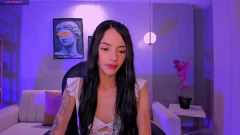 Snapshot of hannahjamesx chatting on 07/10/26, 12:30 HANNAH J online show from 07/10/26, 12:30
