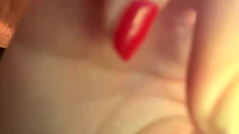 Snapshot of hannahmarie86 chatting on 12/12/24, 04:04 Hannah marie online show from 12/12/24, 04:04