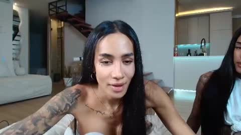Snapshot of hannapalminio chatting on 07/07/26, 03:53 hannapalminio online show from 07/07/26, 03:53