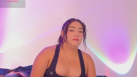 hannaprada1 online show from 06/19/26, 11:14