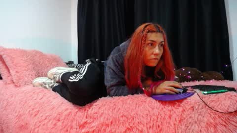 hannaqueen23 online show from 10/06/25, 12:30